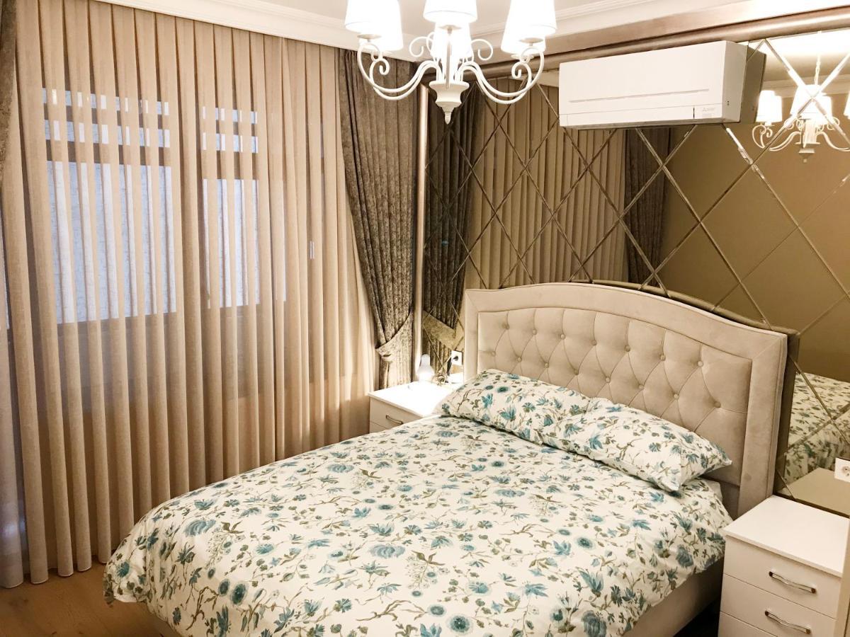 My Fabulous Luxury Home. Historical Part Of The イスタンブール エクステリア 写真